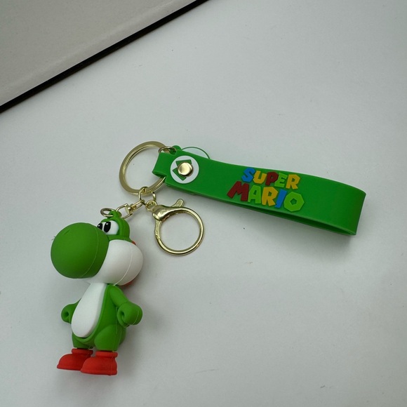 807-New Super Mario Keychain with Charm, Ring And Runner Strap - Picture 7 of 10